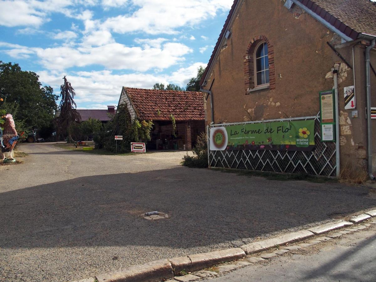 La Ferme De Flo' Villa Evry  Exteriör bild